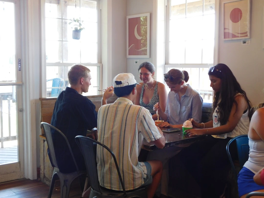 Gặp gỡ cộng đồng, điềm hạ kha niên nguyễn băng trâm